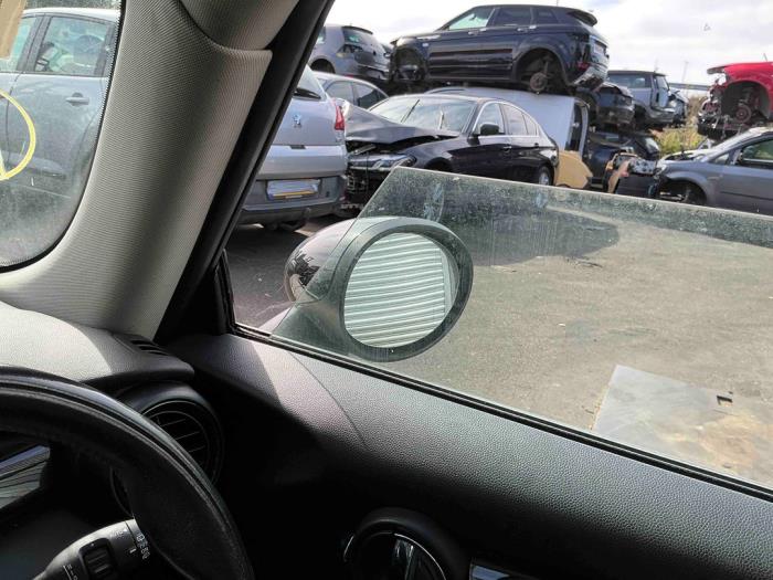 Mini Mini 1.5 12V Cooper Sloopvoertuig (2015, Licht, Creme, Wit)