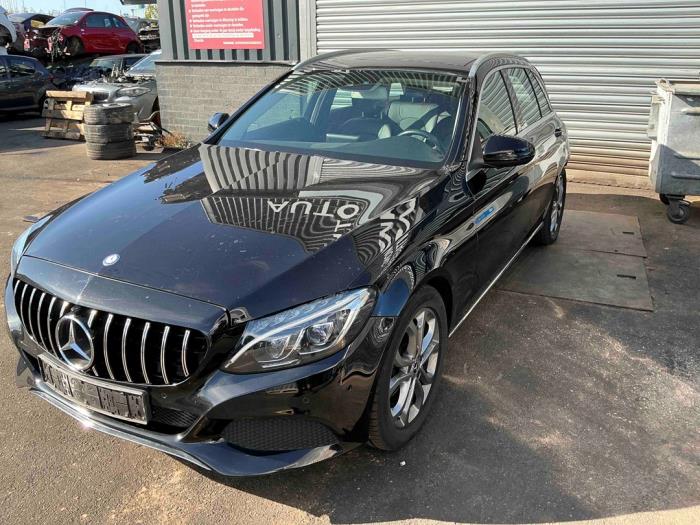 Mercedes C Estate C-180 1.6 16V BlueEfficiency Sloopvoertuig (2017, Metallic, Zwart)