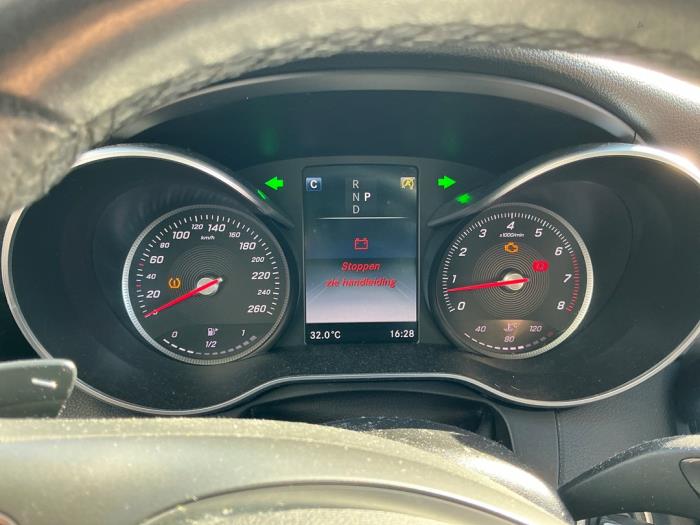 Mercedes C Estate C-180 1.6 16V BlueEfficiency Sloopvoertuig (2017, Metallic, Zwart)