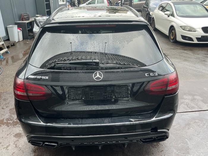 Mercedes C Estate AMG C-63 AMG 4.0 V8 Biturbo Schadevoertuig (2017, Metallic, Zwart)