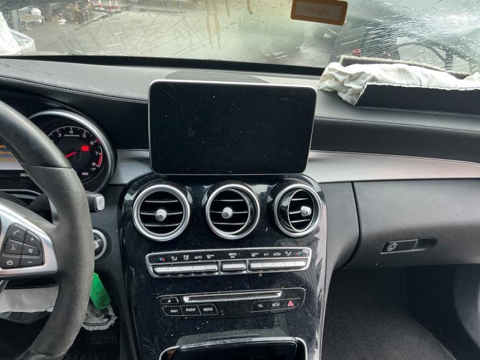 Mercedes C Estate AMG C-63 AMG 4.0 V8 Biturbo Schadevoertuig (2017, Metallic, Zwart)