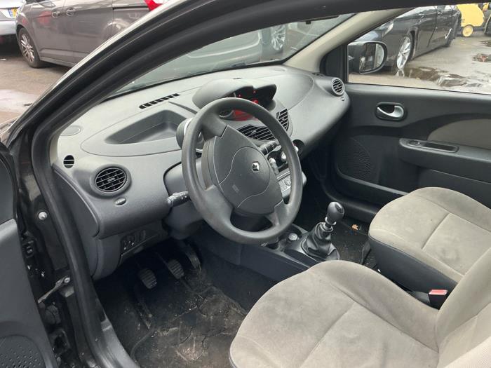 Renault Twingo II 1.2 16V Sloopvoertuig (2011, Zwart)