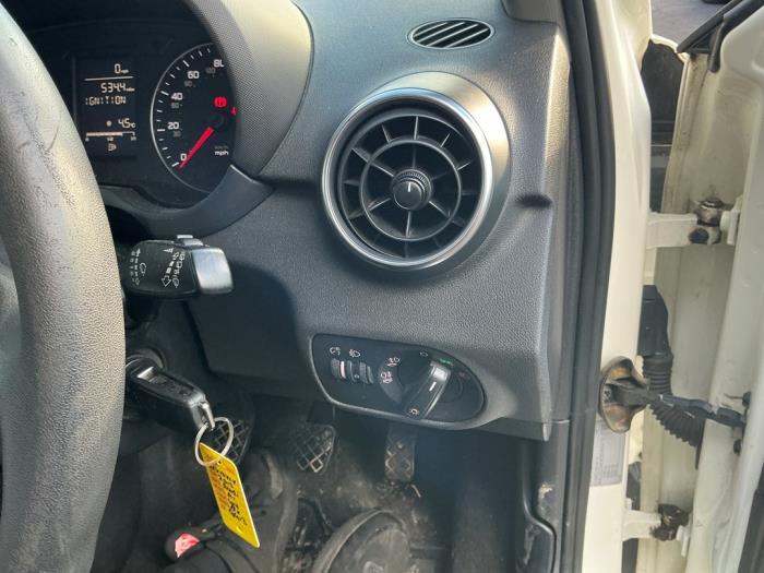 Audi A1 Sportback 1.6 TDI 16V Sloopvoertuig (2013, Wit)