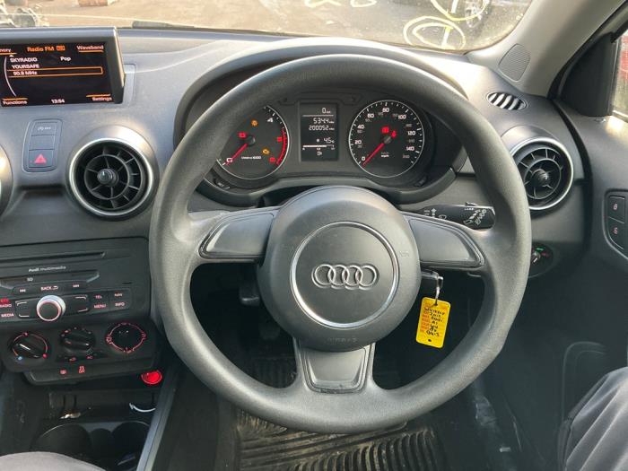 Audi A1 Sportback 1.6 TDI 16V Sloopvoertuig (2013, Wit)
