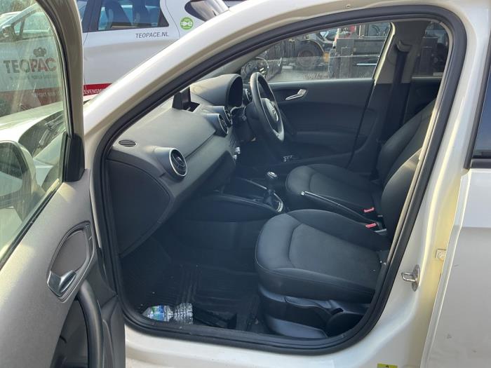 Audi A1 Sportback 1.6 TDI 16V Sloopvoertuig (2013, Wit)