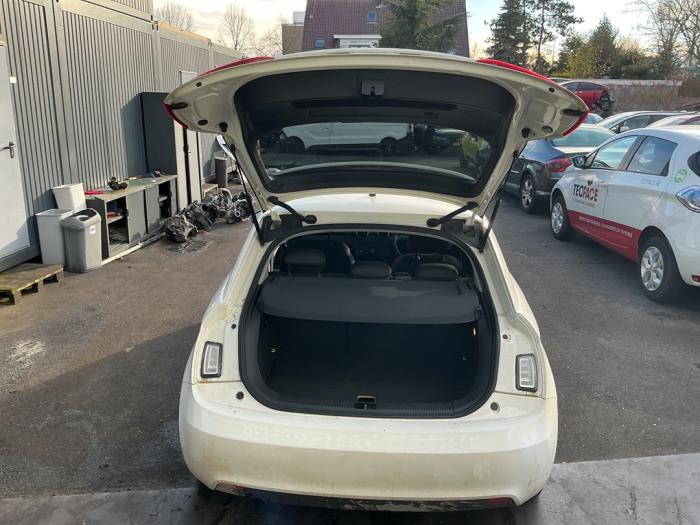 Audi A1 Sportback 1.6 TDI 16V Sloopvoertuig (2013, Wit)