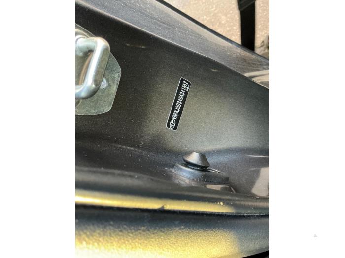 Toyota Yaris III 1.33 16V Dual VVT-I Sloopvoertuig (2016, Grijs, Muisgrijs)