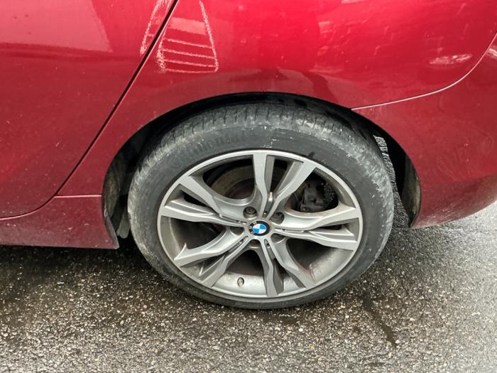 BMW 2 serie Active Tourer 220i 2.0 TwinPower Turbo 16V Sloopvoertuig (2018, Rood)
