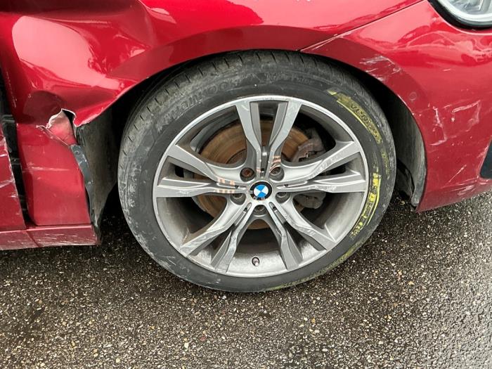 BMW 2 serie Active Tourer 220i 2.0 TwinPower Turbo 16V Sloopvoertuig (2018, Rood)