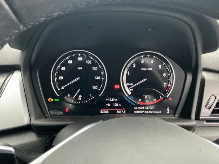 BMW 2 serie Active Tourer 220i 2.0 TwinPower Turbo 16V Sloopvoertuig (2018, Rood)