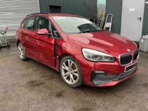 BMW 2 serie Active Tourer 220i 2.0 TwinPower Turbo 16V Sloopvoertuig (2018, Rood)