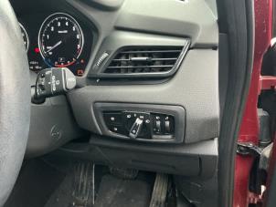 BMW 2 serie Active Tourer 220i 2.0 TwinPower Turbo 16V Sloopvoertuig (2018, Rood)