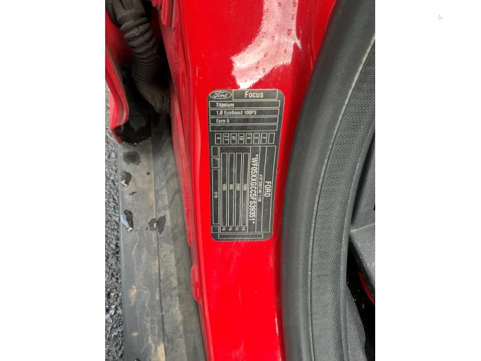 Ford Focus 3 1.0 Ti-VCT EcoBoost 12V 100 Sloopvoertuig (2015, Rood)