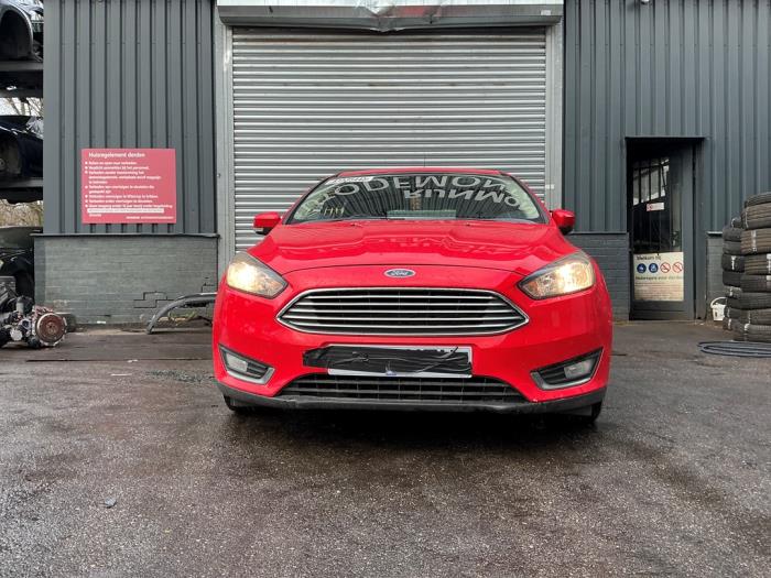 Ford Focus 3 1.0 Ti-VCT EcoBoost 12V 100 Sloopvoertuig (2015, Rood)