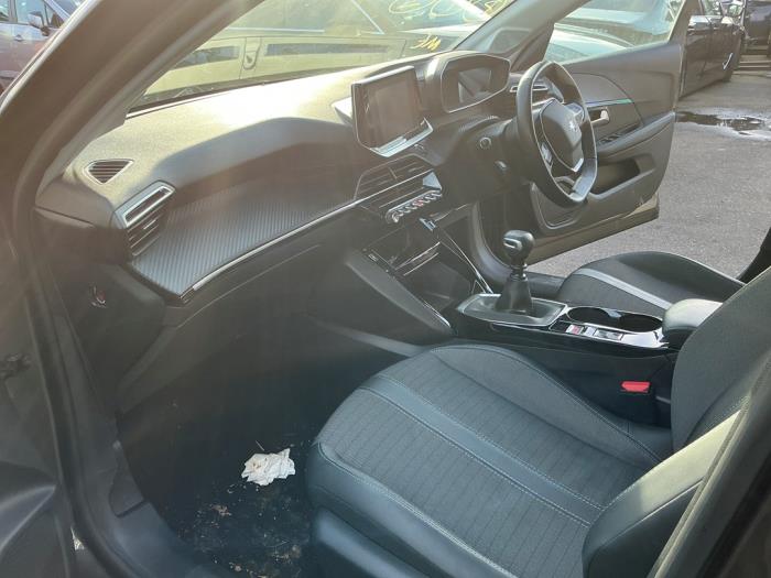 Peugeot 208 II 1.2 Vti 12V PureTech 100 Sloopvoertuig (2020, Donker, Zilvergrijs, Muisgrijs)