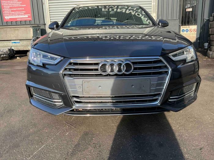 Audi A4 Avant 1.4 TFSI 16V Sloopvoertuig (2018, Grijs)