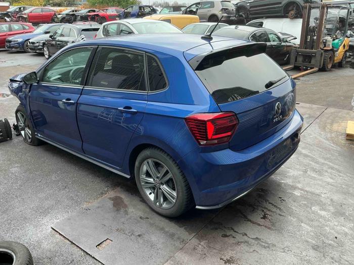 Volkswagen Polo VI 1.0 TSI 12V Sloopvoertuig (2021, Donker, Blauw)