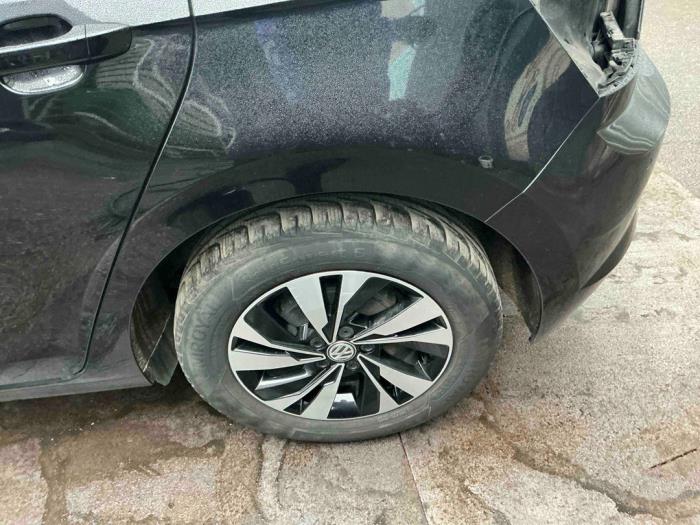 Volkswagen Polo VI 1.0 TSI 12V Sloopvoertuig (2018, Metallic, Donker, Zwart)