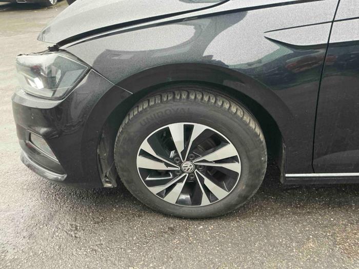 Volkswagen Polo VI 1.0 TSI 12V Sloopvoertuig (2018, Metallic, Donker, Zwart)