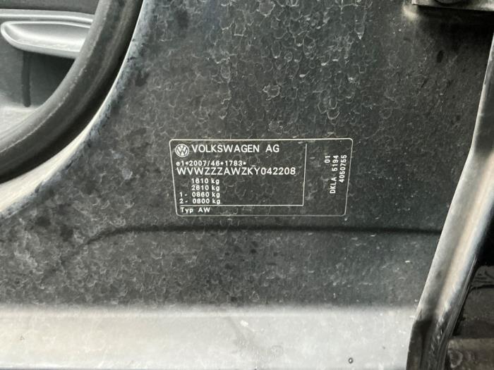 Volkswagen Polo VI 1.0 TSI 12V Sloopvoertuig (2018, Metallic, Donker, Zwart)