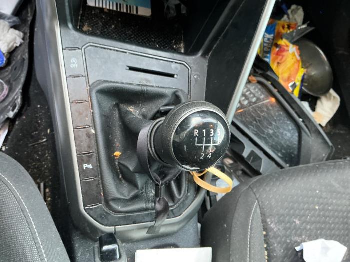 Volkswagen Polo VI 1.0 TSI 12V Sloopvoertuig (2018, Grijs)