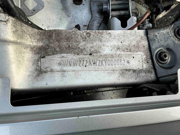 Volkswagen Polo VI 1.0 TSI 12V Sloopvoertuig (2018, Grijs)