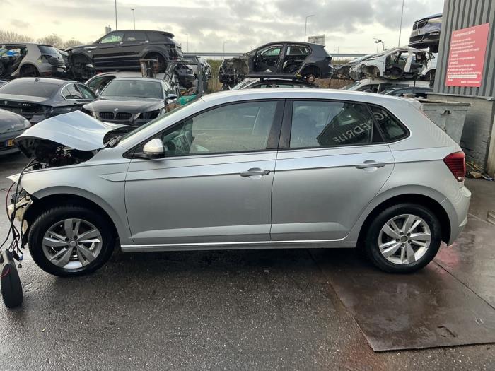 Volkswagen Polo VI 1.0 TSI 12V Sloopvoertuig (2018, Grijs)