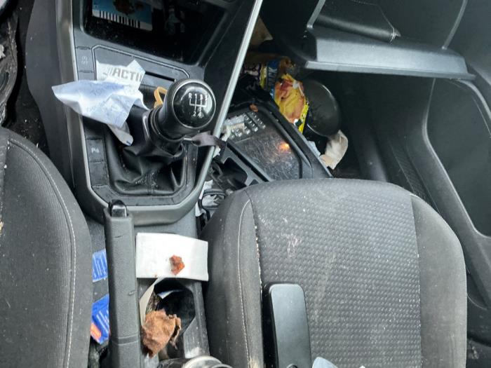 Volkswagen Polo VI 1.0 TSI 12V Sloopvoertuig (2018, Grijs)