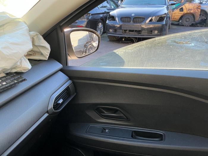 Dacia Jogger 1.0 TCe 100 Bi-Fuel , ECO-G 12V Sloopvoertuig (2023, Wit)