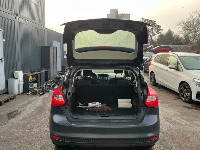 Ford Focus 3 1.0 Ti-VCT EcoBoost 12V 100 Sloopvoertuig (2012, Grijs)