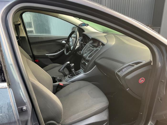 Ford Focus 3 1.0 Ti-VCT EcoBoost 12V 100 Sloopvoertuig (2012, Grijs)