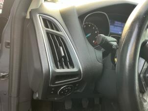 Ford Focus 3 1.0 Ti-VCT EcoBoost 12V 100 Sloopvoertuig (2012, Grijs)