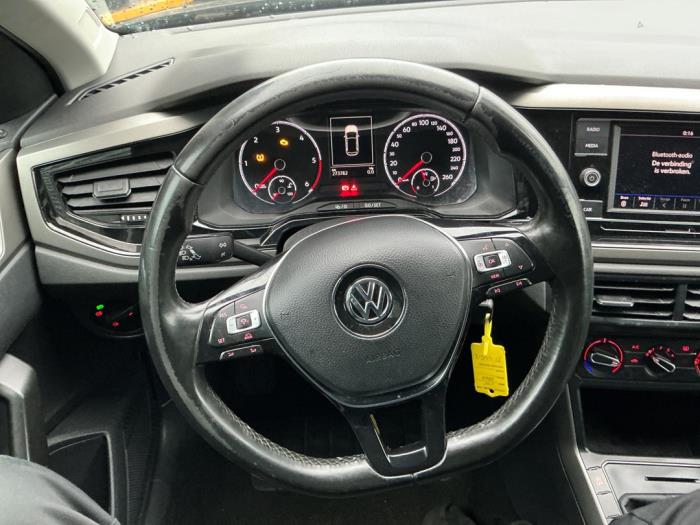 Volkswagen Polo VI 1.6 TDI 16V 95 Sloopvoertuig (2018, Donker, Zwart)