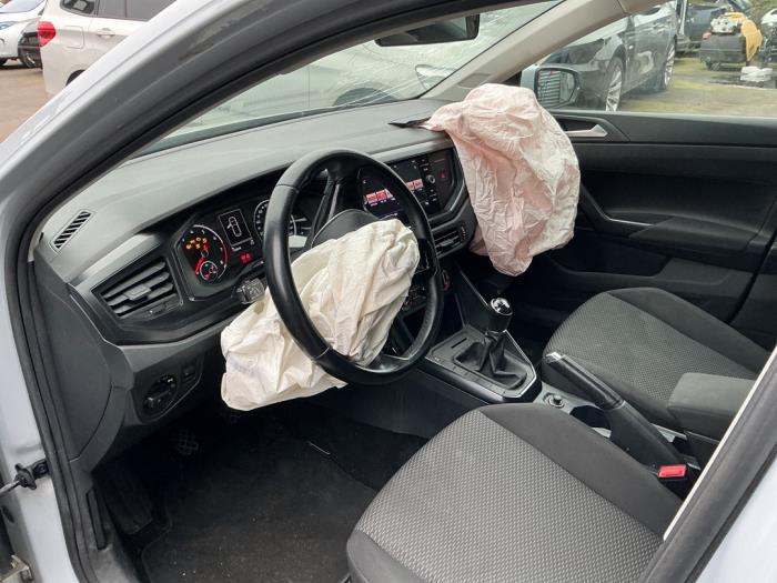 Volkswagen Polo VI 1.0 TSI 12V Sloopvoertuig (2018, Metallic, Wit)