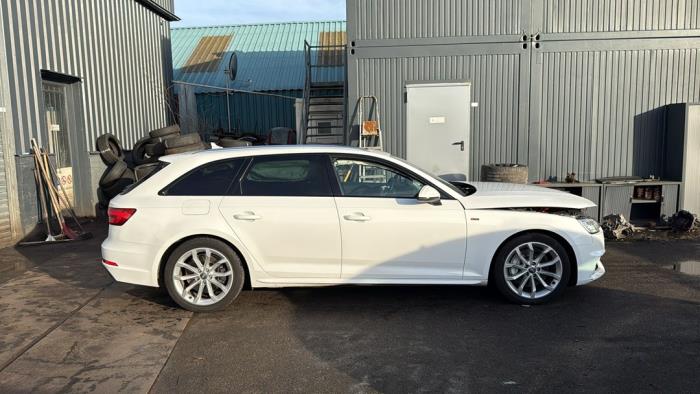 Audi A4 Avant 3.0 TDI V6 24V Quattro Sloopvoertuig (2016, Wit)