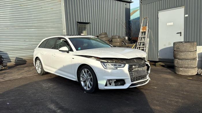 Audi A4 Avant 3.0 TDI V6 24V Quattro Sloopvoertuig (2016, Wit)