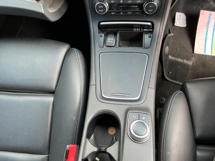 Mercedes B 1.6 B-200 BlueEFFICIENCY Turbo 16V Sloopvoertuig (2016, Metallic, Zilvergrijs, Muisgrijs)