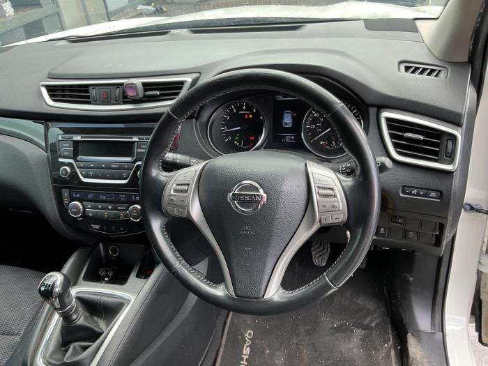 Nissan Qashqai 1.2 DIG-T 16V Sloopvoertuig (2016, Wit)