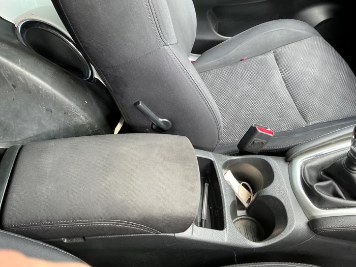 Nissan Qashqai 1.2 DIG-T 16V Sloopvoertuig (2016, Wit)
