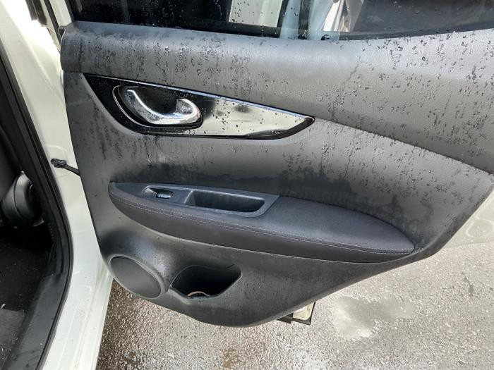 Nissan Qashqai 1.2 DIG-T 16V Sloopvoertuig (2016, Wit)