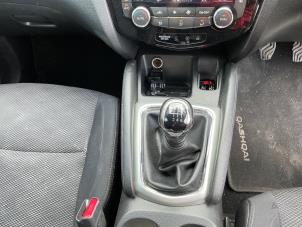 Nissan Qashqai 1.2 DIG-T 16V Sloopvoertuig (2016, Wit)