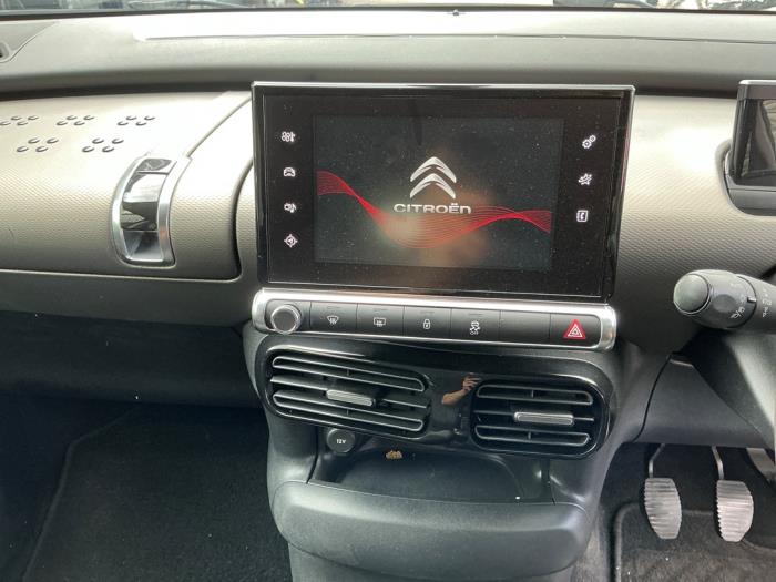 Citroen C4 Cactus 1.2 PureTech 82 12V Sloopvoertuig (2015, Paars)