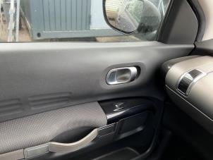 Citroen C4 Cactus 1.2 PureTech 82 12V Sloopvoertuig (2015, Paars)