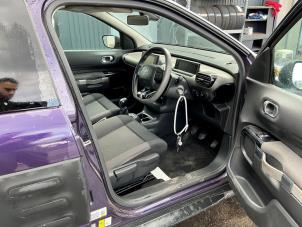 Citroen C4 Cactus 1.2 PureTech 82 12V Sloopvoertuig (2015, Paars)