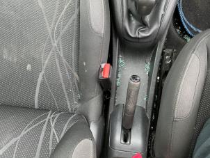 Peugeot 208 I 1.2 Vti 12V PureTech 82 Sloopvoertuig (2014, Zilvergrijs)