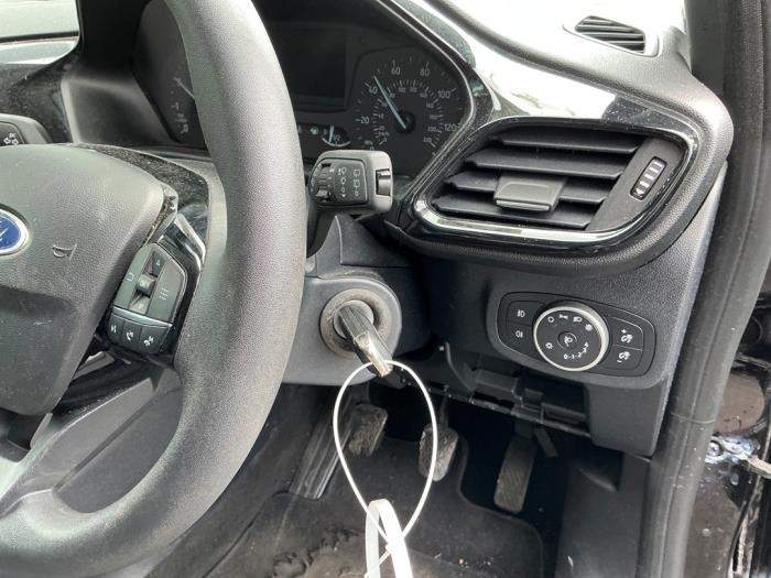 Ford Fiesta 7 1.1 Ti-VCT 12V 75 Sloopvoertuig (2020, Donker, Zwart)