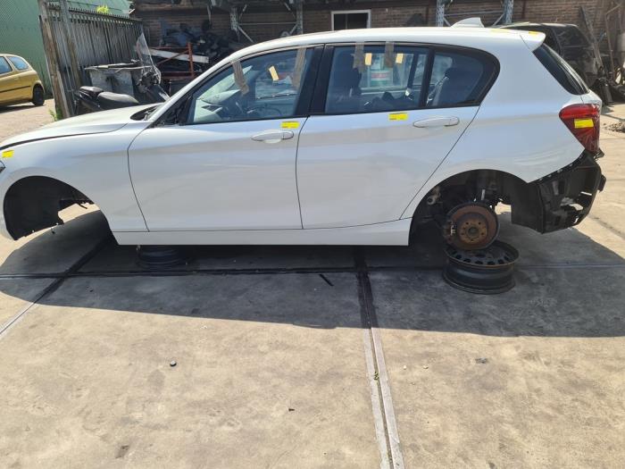BMW 1 serie 116d 2.0 16V Sloopvoertuig (2013, Wit)