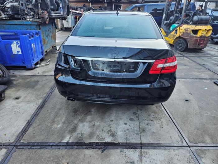 Mercedes E E-250 CDI 16V BlueEfficiency,BlueTec Sloopvoertuig (2013, Donker, Muisgrijs)