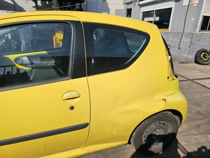 Peugeot 107 1.0 12V Sloopvoertuig (2006, Geel, Aluminium)