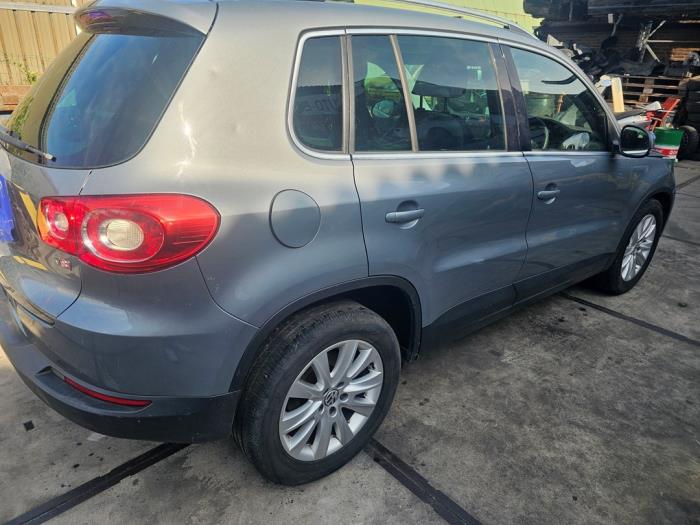 Volkswagen Tiguan 1.4 TSI 16V 4Motion Sloopvoertuig (2009, Grijs)